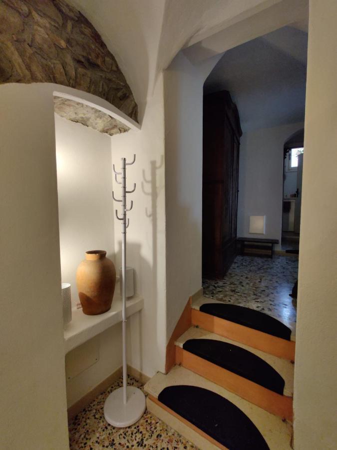 Ferienwohnung Casa Del Gufo Perinaldo Exterior foto